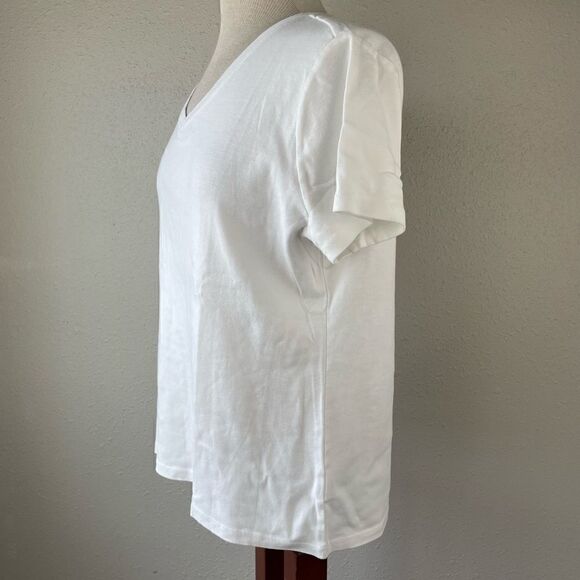 Eddie Bauer White V-Neck Short Sleeve Shirt Size XL EUC - Picture 3 of 5